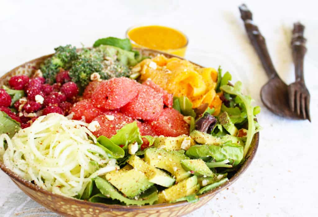 Super Alkaline Salad Packed With Nutrition And Flavor